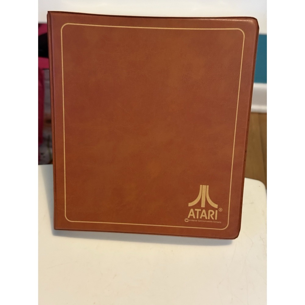 Vintage ATARI Case 2600 Cartridge Storage Binder Holder ( With 8 Games )